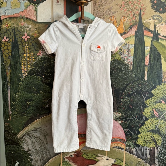 18 month Burberry jumper onesie - Picture 4 of 10